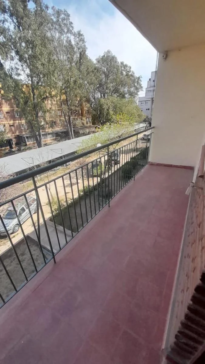 ALQUILER DEPARTAMENTO 2 DORMITORIOS CON BALCÓN, 65 M², FRENTE, MUY LUMINOSO Y VISTA AL PARQUE • BARRIO GENERAL PAZ, CÓRDOBA CAPITAL