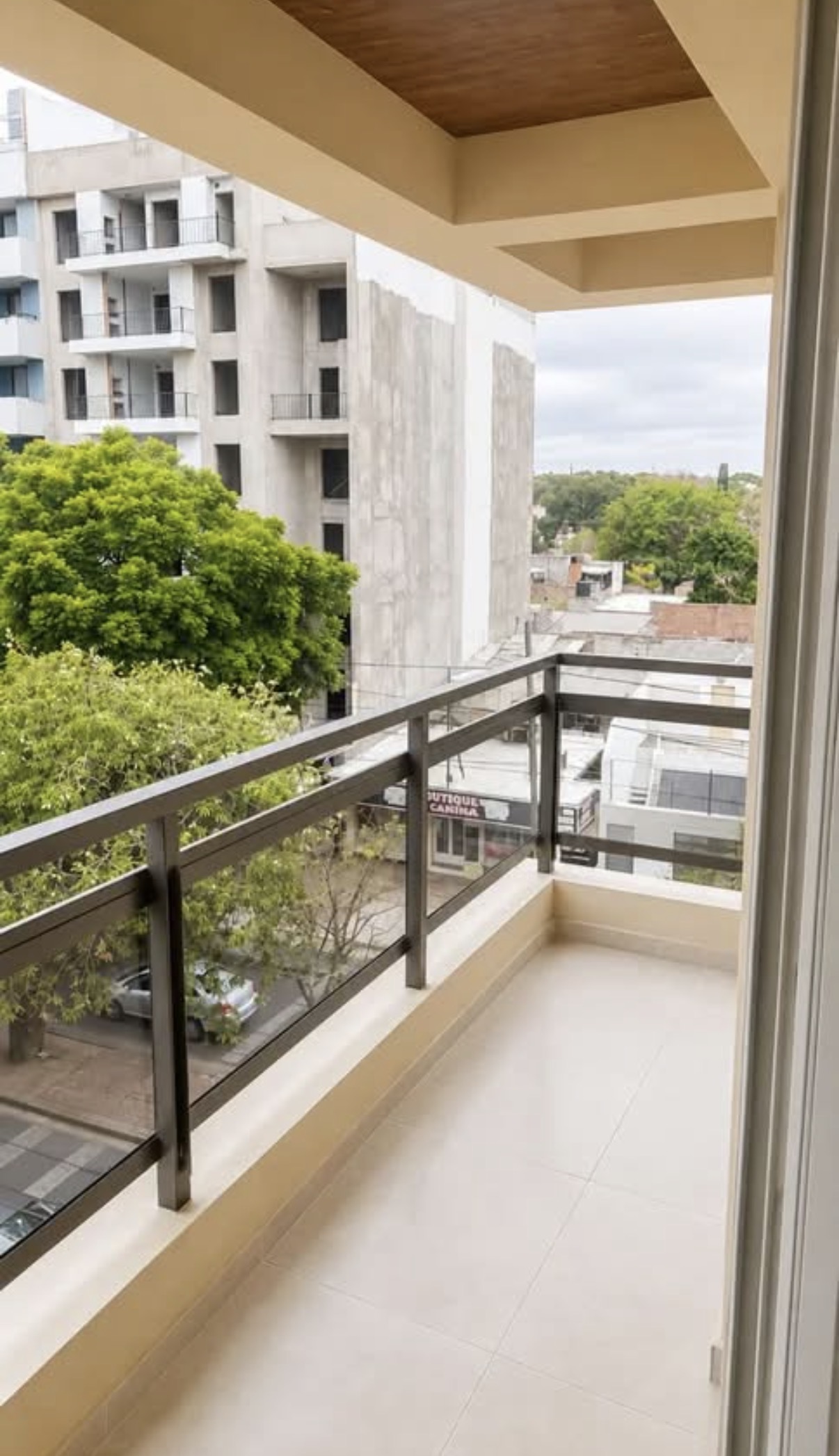VENTA DEPARTAMENTOS A ESTRENAR 1 DORMITORIO - ALBERDI / NUEVOCENTRO SHOPPING - CÓRDOBA - UNIDADES DISPONIBLES CON BALCÓN Y TERRAZA CON ASADORES