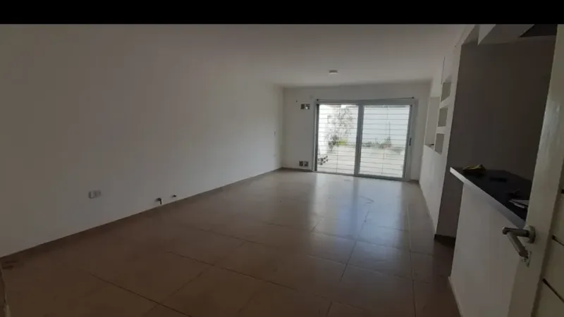 DEPARTAMENTO EN VENTA | 1 DORMITORIO + PATIO PRIVADO | ALTO ALBERDI